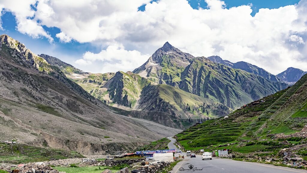 jalkhad, naran, road