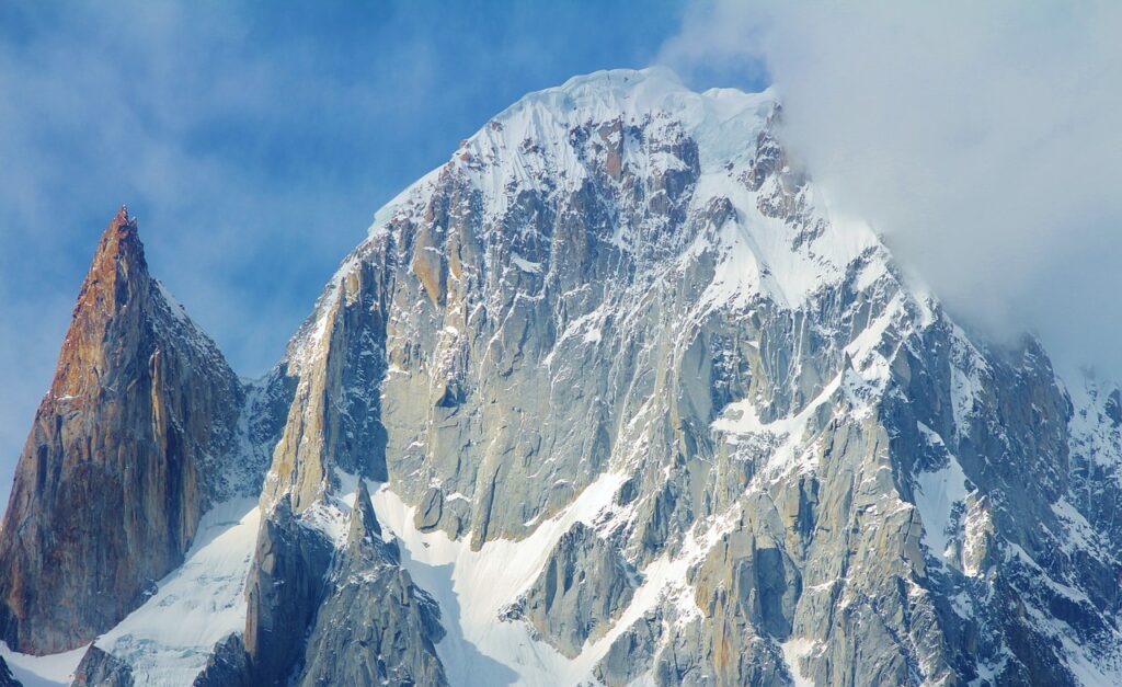 ladyfinger, mountain, pakistan